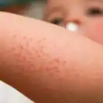 إطلالات البحر في الصيف.. أفكار بسيطة لتنسيق المايوه بأناقة
