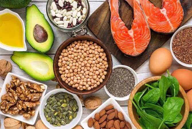 مش بس السمك.. 5 أطعمة تمنحك أوميجا 3 وتدعم صحتك