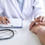 8 علامات في جسمك تخبرك أنك محتاج فيتامينات ومعادن.. بلاش تهملها