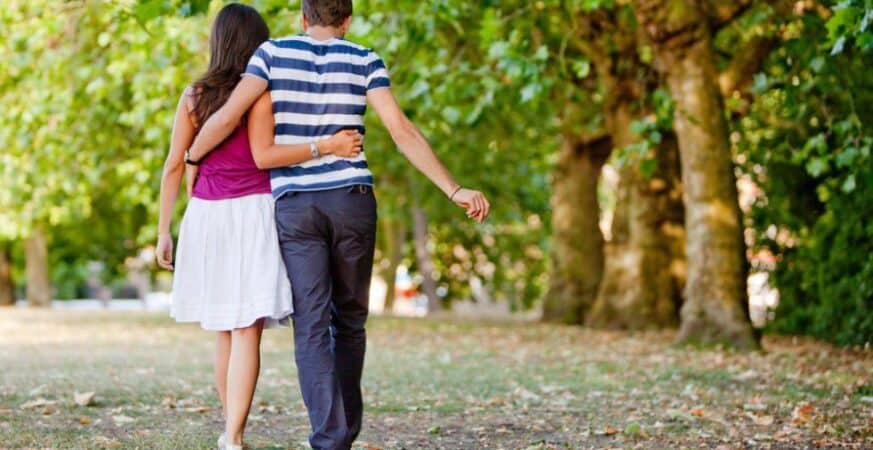 المشي السريع نصف ساعة يوميًا يقلل خطر السكري بنسبة تصل إلى 39%